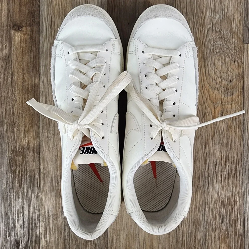 Nike Blazer‎ Low Platform Women's 9.5 Sneakers Off White Leather Suede Shoes